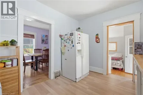 572 Downie Street Stratford ON N5A 1Y4
