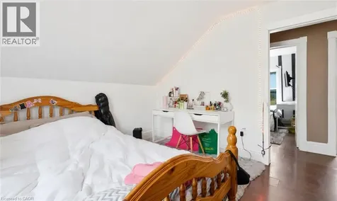 572 Downie Street Stratford ON N5A 1Y4