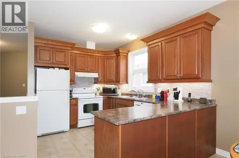 565 Springwater Drive Waterloo ON N2V 2K6