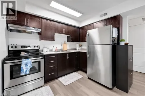 185 Windale Crescent Kitchener ON N2E 0G3