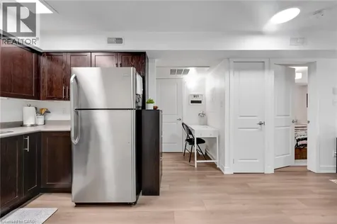 185 Windale Crescent Kitchener ON N2E 0G3