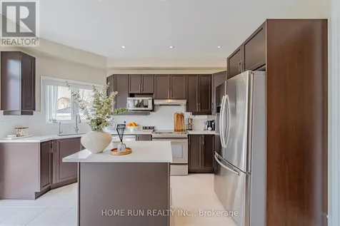 131 Kinghaven Crescent Ottawa ON K2M 0C3
