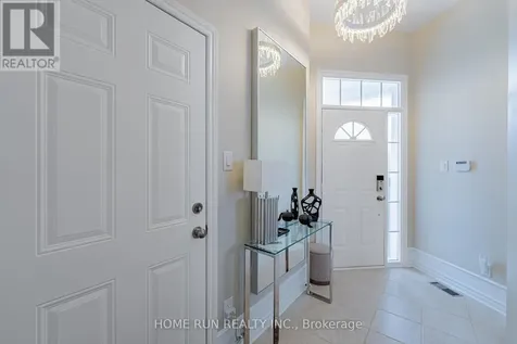 131 Kinghaven Crescent Ottawa ON K2M 0C3