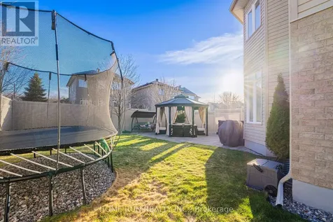 131 Kinghaven Crescent Ottawa ON K2M 0C3