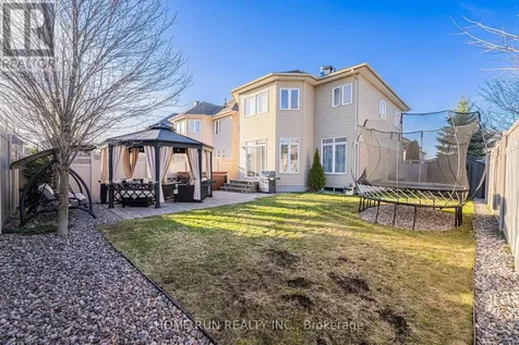 131 Kinghaven Crescent Ottawa ON K2M 0C3