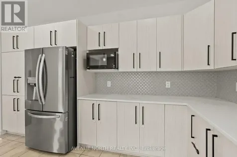 17 Fossa Terrace Ottawa ON K2J 6W4