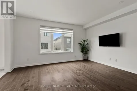 17 Fossa Terrace Ottawa ON K2J 6W4