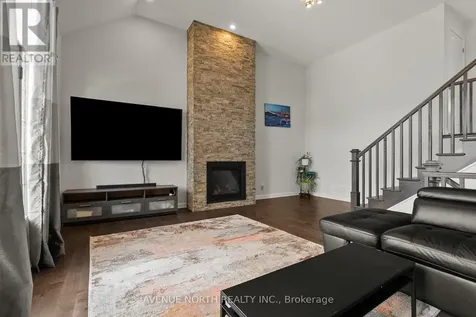 17 Fossa Terrace Ottawa ON K2J 6W4