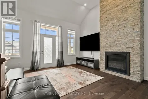 17 Fossa Terrace Ottawa ON K2J 6W4