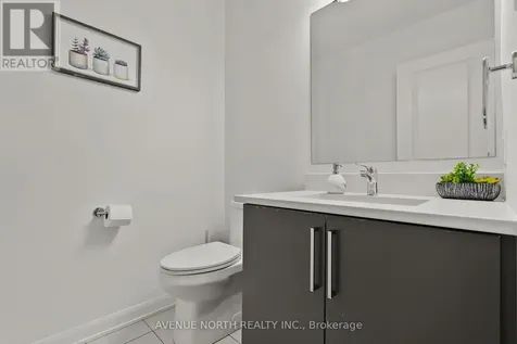 17 Fossa Terrace Ottawa ON K2J 6W4