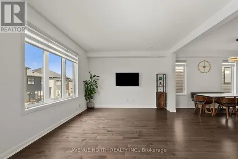 17 Fossa Terrace Ottawa ON K2J 6W4
