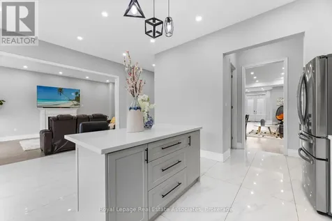 1796 Grandview Street North Oshawa (taunton) ON L1K 0B1
