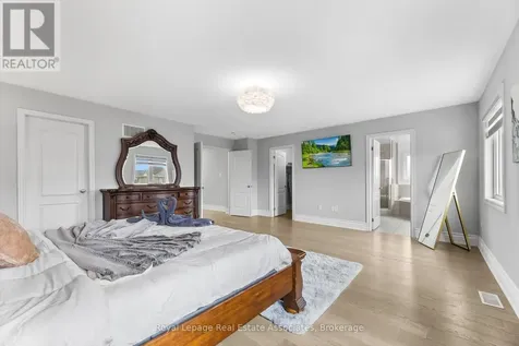 1796 Grandview Street North Oshawa (taunton) ON L1K 0B1