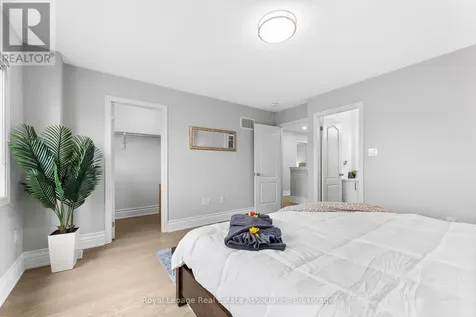 1796 Grandview Street North Oshawa (taunton) ON L1K 0B1