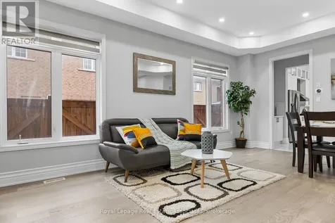 1796 Grandview Street North Oshawa (taunton) ON L1K 0B1