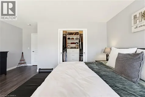 80 Willow Street Paris ON N3L 0C6