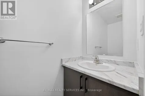 95 Queensbrook Crescent Cambridge ON N1S 0E5