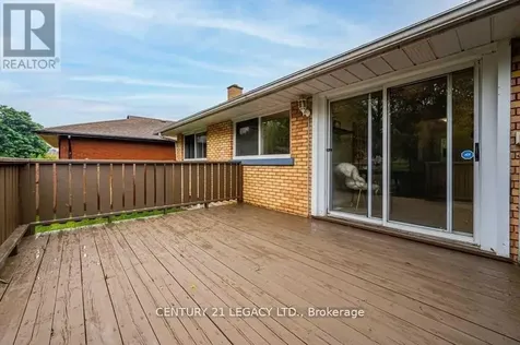 224 River Road East Kitchener ON N2B 2G8