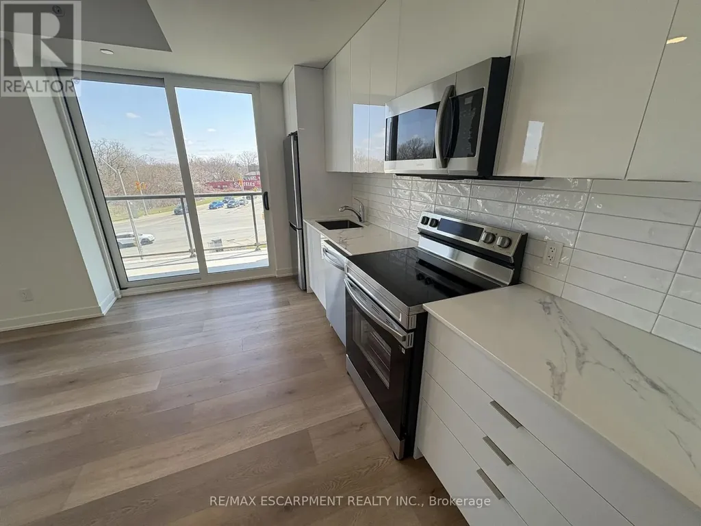 33 Erie Avenue Brantford ON N3S 2E7