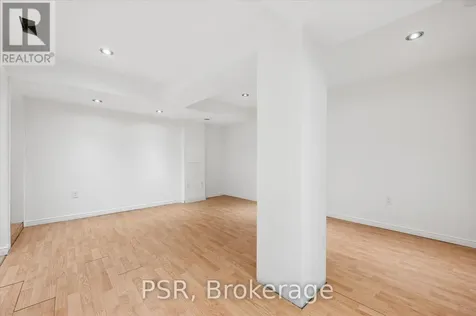 25 Queenston Drive Kitchener ON N2B 2T8