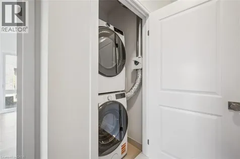 171 Reverie Way Kitchener ON N2E 0K5
