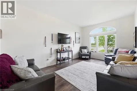 172 King Street East Hagersville ON N0A 1H0