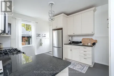 117 Napier Street Collingwood ON L9Y 3T1