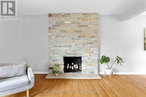 1812 Kerr Avenue Ottawa ON K2A 1J3