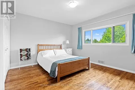 1812 Kerr Avenue Ottawa ON K2A 1J3