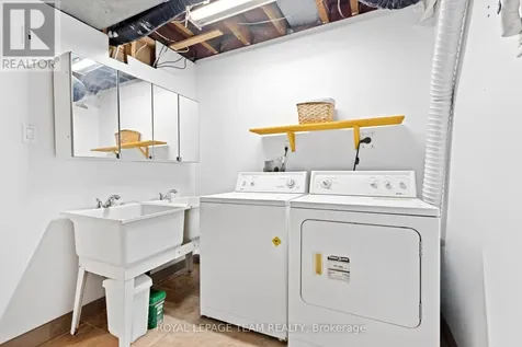 1812 Kerr Avenue Ottawa ON K2A 1J3