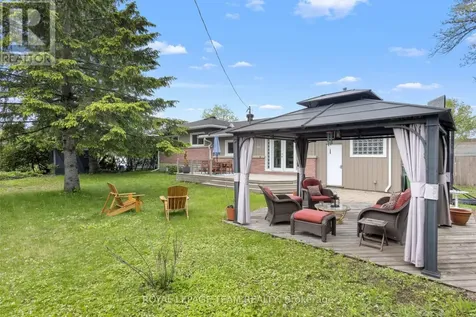 1812 Kerr Avenue Ottawa ON K2A 1J3