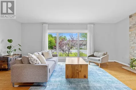 1812 Kerr Avenue Ottawa ON K2A 1J3
