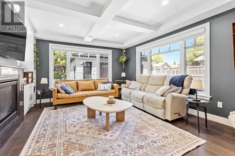 87 Helena Street Ottawa ON K1Y 3M9