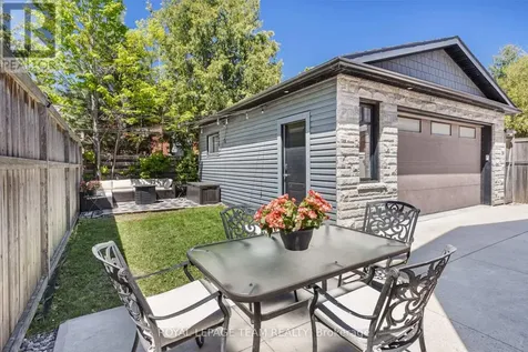 87 Helena Street Ottawa ON K1Y 3M9