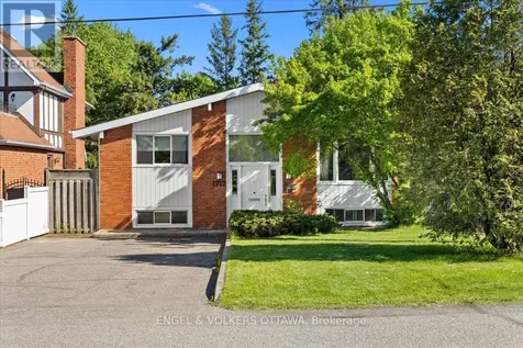 1712 St. Barbara Street Ottawa ON K1T 1M2