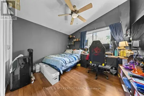 1712 St. Barbara Street Ottawa ON K1T 1M2