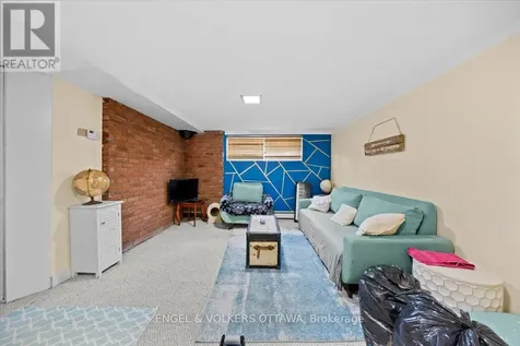 1712 St. Barbara Street Ottawa ON K1T 1M2
