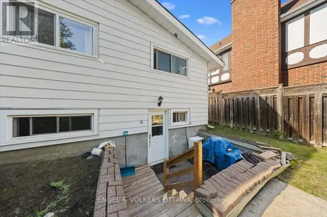 1712 St. Barbara Street Ottawa ON K1T 1M2