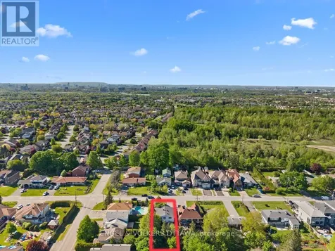 1712 St. Barbara Street Ottawa ON K1T 1M2