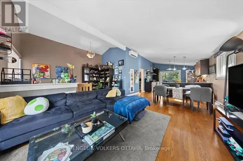 1712 St. Barbara Street Ottawa ON K1T 1M2
