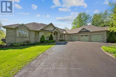 6043 Knights Drive Ottawa ON K4M 0A2