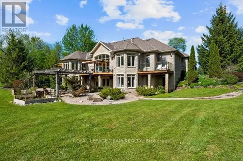 6043 Knights Drive Ottawa ON K4M 0A2