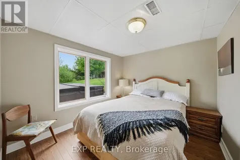 1264 Barnwell Crescent Ottawa ON K4B 1K4