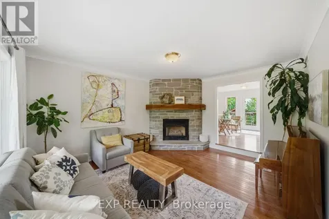 1264 Barnwell Crescent Ottawa ON K4B 1K4