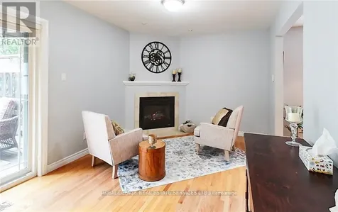 112 Bruce Street South Blue Mountains ON N0H 2P0
