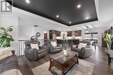 4011 Englehart Drive Petrolia ON N0N 1R0