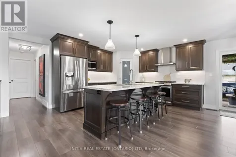 4011 Englehart Drive Petrolia ON N0N 1R0