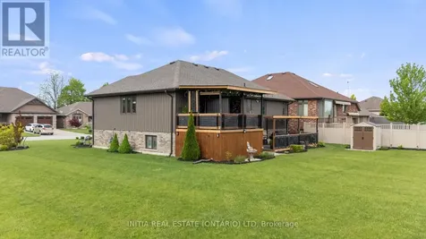 4011 Englehart Drive Petrolia ON N0N 1R0