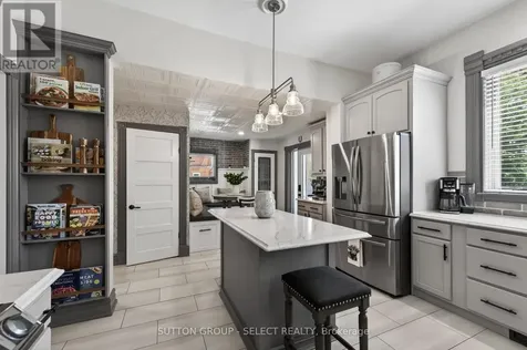 28 Wellington Street St. Thomas ON N5R 2P4