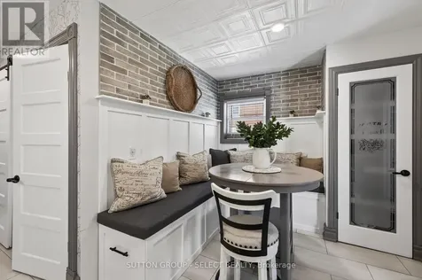 28 Wellington Street St. Thomas ON N5R 2P4